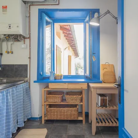 Deriva Apartment On Careno Beach By Rent All Como نيسّو