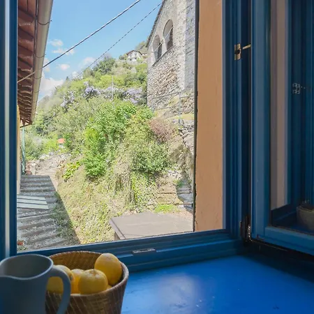 Deriva Apartment On Careno Beach By Rent All Como شقة نيسّو