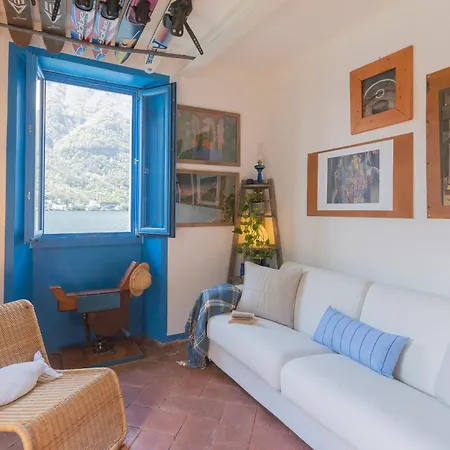 Deriva Apartment On Careno Beach By Rent All Como * نيسّو
