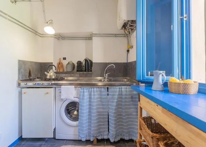 Deriva On Carenos By Rent Нессо