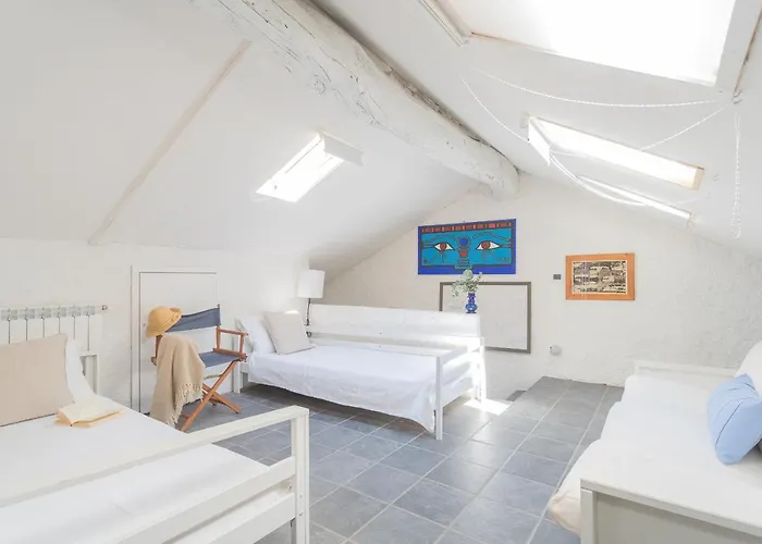 Apartment Deriva On Carenos By Rent *